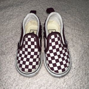 Checkerboard vans maroon & white size 6 US Toddler